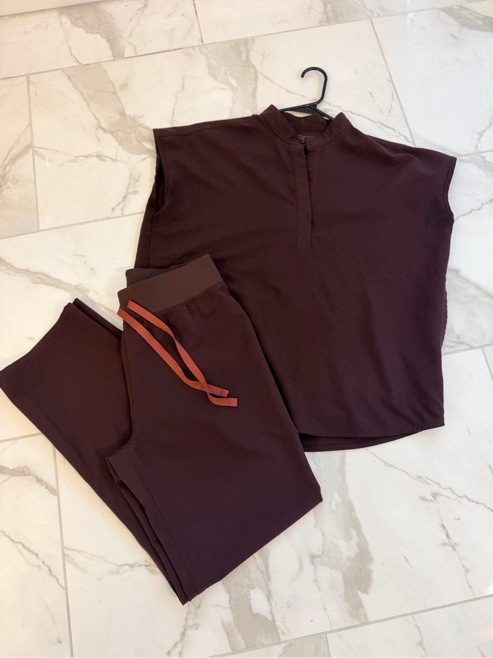 Figs Women's Espresso Scrubs